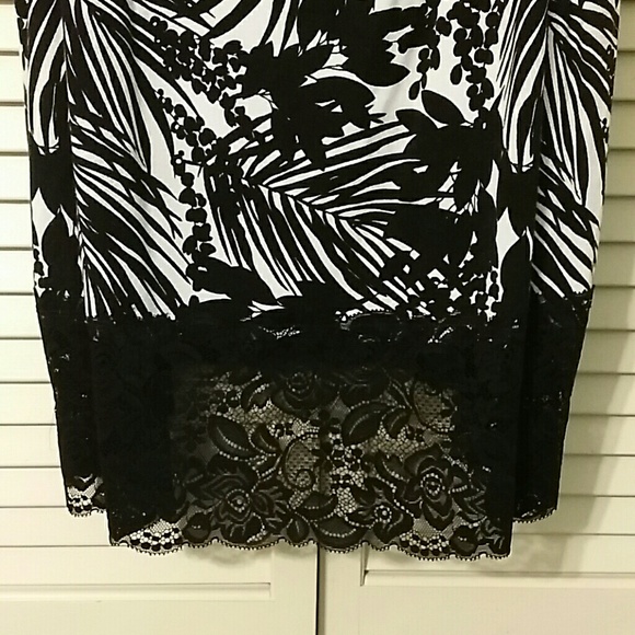 Lane Bryant Black & White Floral Tank - Picture 3 of 3